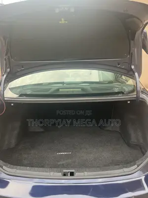 2013 Toyota Corolla LE Sedan - Foreign Used