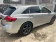 Toyota Venza XLE 2010 Silver - 3