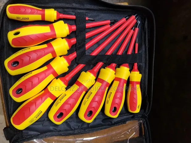 General Tools 9-Piece Insulated Screwdriver Set (1000V) - 1