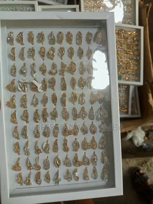 Fashion Jewelry Set - 100 Pieces