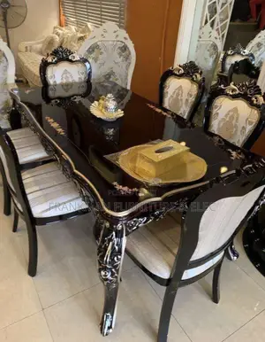 Royal Dining Table Set