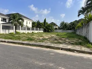 Filin Zama na 915sqm Don Siyarwa, Lekki Phase 1