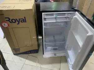 Royal RREF105BF Compact 105L Refrigerator