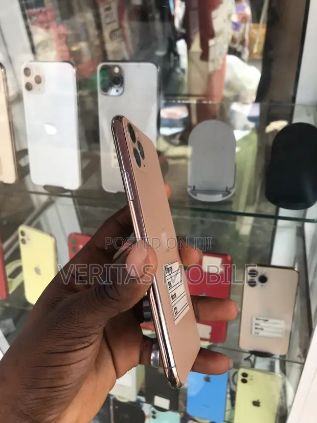 Apple iPhone 11 Pro Max 64GB Rose Gold - 1