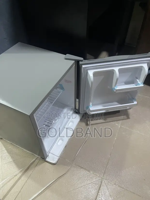 Skyrun 50L Compact Bedside Fridge - 1