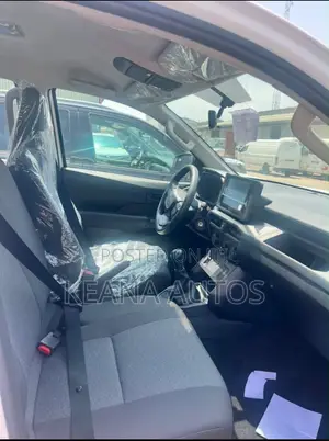 Sabon Toyota Hilux 2025