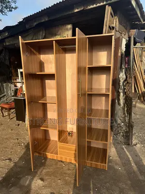 Brand New 4ft x 6ft HDF Wardrobe with Side Rack