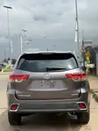 2019 Toyota Highlander Limited Platinum Gray - 2