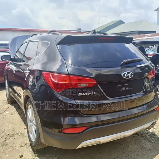 Hyundai Santa Fe Limited SUV na 2014 - 1