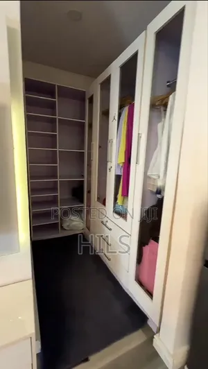 Cikakken Apartment na Studio da Aka Shirya a Orchid Road