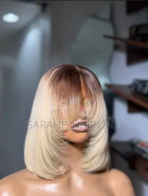 Gashin Kwalliya Mai Launi Blonde Swoop Bob