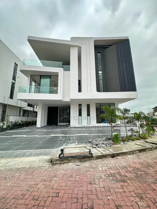 6 Bedroom Detached Duplex da Pool, Osapa, Lekki - 1