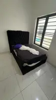 Home Interiors Gado da Firam ɗin Gado - 1