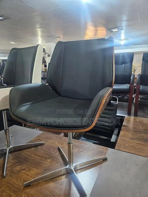 Boss Office Products Modern Lounge Chair - 1