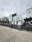 5 Bedroom Detached Duplex a Osapa, Lekki - 1