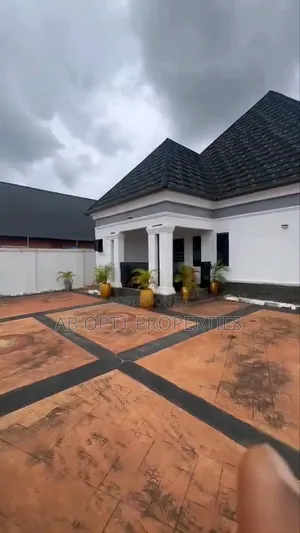 4 Bedroom Bungalow for Sale in Amagba GRA, Benin City