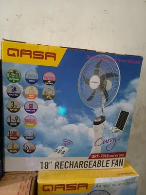 Qasa Fan Mai Sake Kunna da Hasken Rana tare da 2 Bulbs & Remote