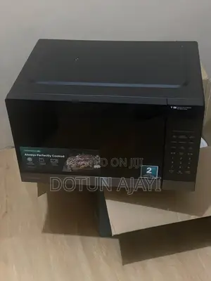 Brand New Hisense 42L Smart Microwave