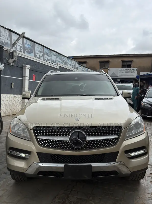 2014 Mercedes-Benz ML350 4MATIC SUV Gold - 1