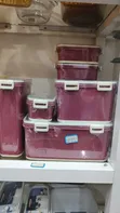 7-Piece Set of Plastic Food Storage Containers - 1