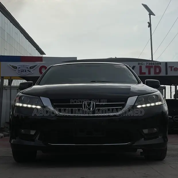 Honda Accord 2013 Black - 1