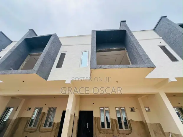 3-Bedroom Terraced Duplex don siyarwa a Abraham Adesanya - 1