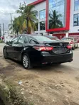 2019 Toyota Camry SE (2.5L 4cyl 8A) Black - 2