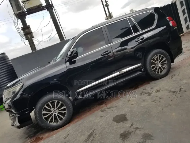 Toyota Land Cruiser Prado 2011 Baki - 1