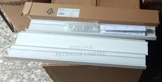 Philips 600x600 Surface Modular Rack Panel - 1