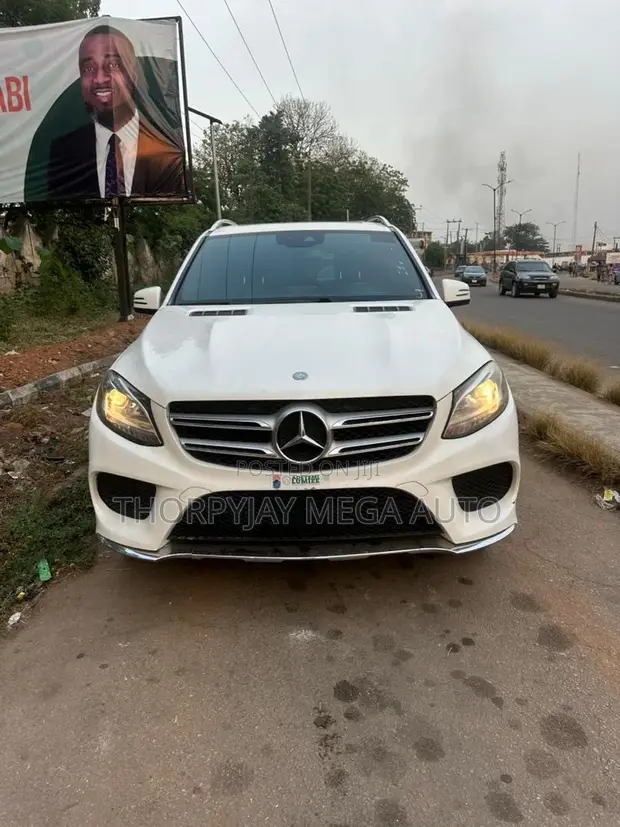Mercedes-Benz GLE 350 2018 Fari - 1