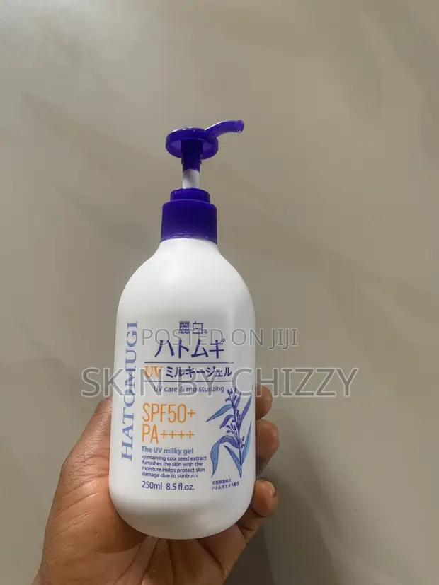 Hatomugi UV Moisturizing Sunscreen SPF50+ 250ml - 1