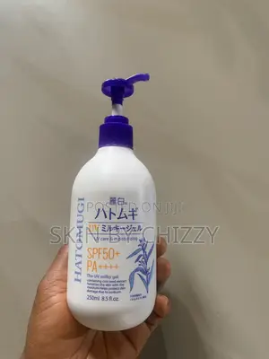 Hatomugi UV Moisturizing Sunscreen SPF50+ 250ml