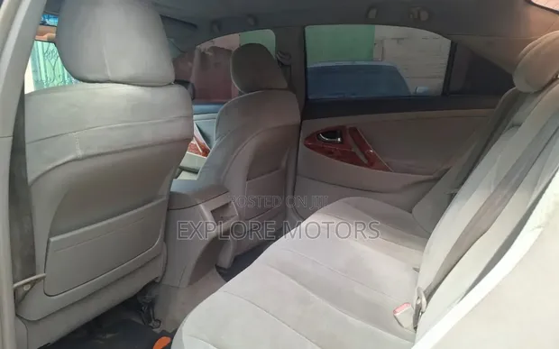 Toyota Camry 2008 Green - 1