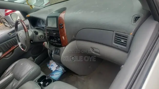 Toyota Highlander Limited V6 SUV na 2005 - 1