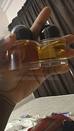 Maison Crivelli Oud Maracuja Perfume Oil