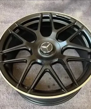 Taya Mercedes AMG 20 Inch Na Asali