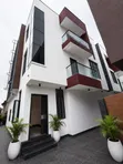 5-Bedroom Duplex don siyarwa a Lekki Phase 1 - 1