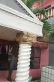 Hotel da Bar Don Siyarwa, Hanyar Gwamna, Ikotun - 1