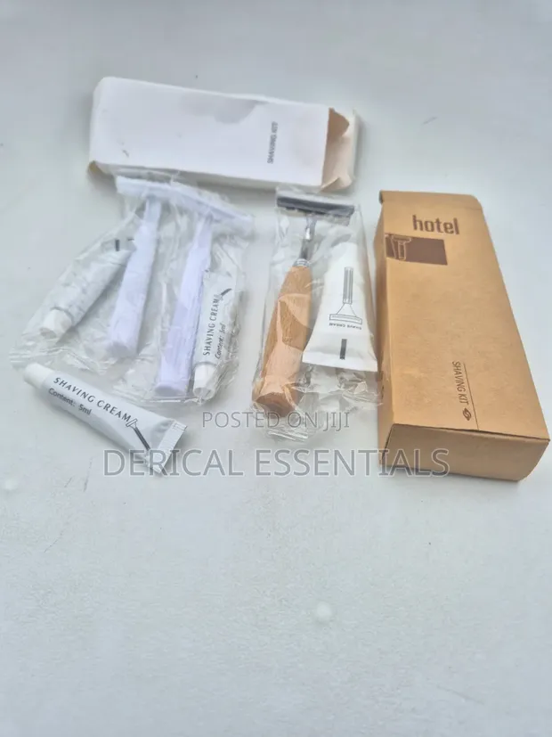 Shaving Kit (Razor + Cream) - 1