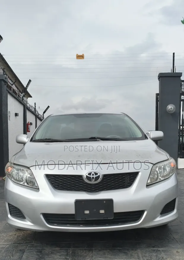 Toyota Corolla 1.8 CE 2008 Silver - 1