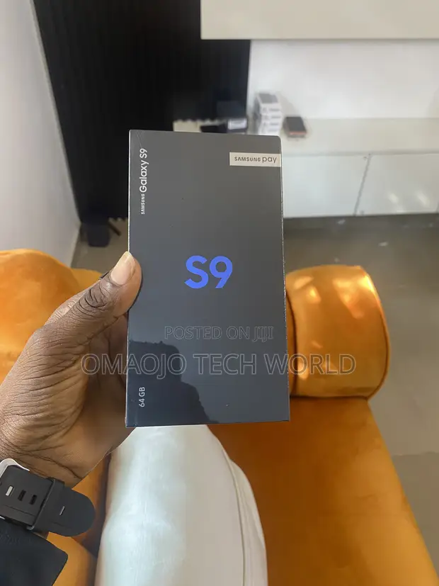 New Samsung Galaxy S9 64GB Black - 1