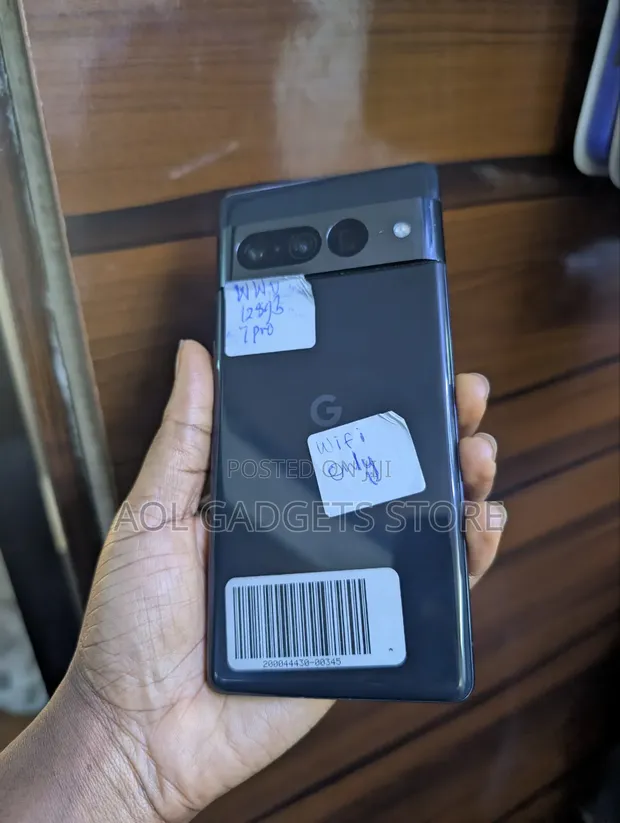 Google Pixel 7 Pro 128GB Black - 1