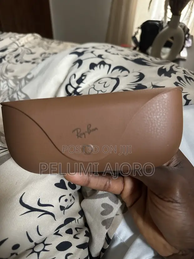 Ray-Ban Meta Glasses Pouch - Brown - 1