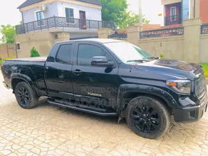 Toyota Tundra 2008 Black (Facelifted to 2015)