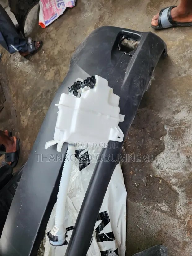 Brand New Water Can for Toyota Venza 2010 - 1