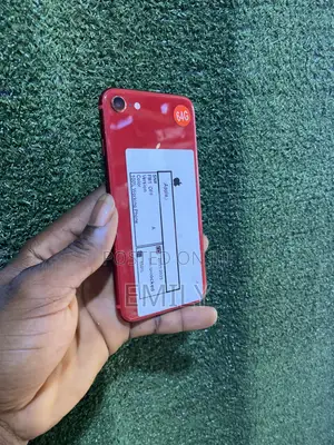 Apple iPhone 8 64GB Red