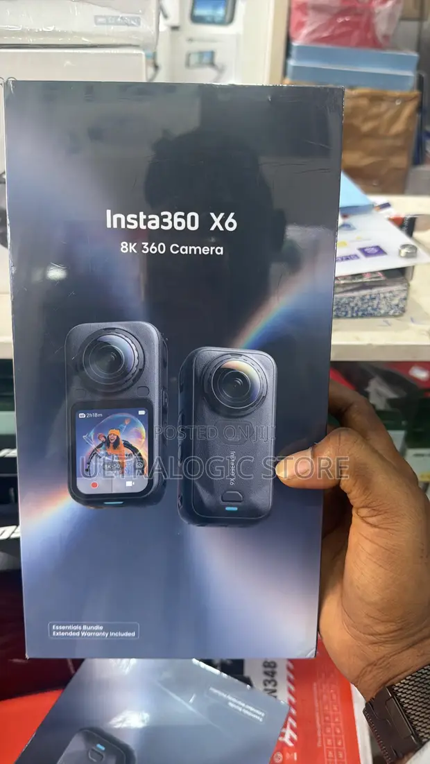 New Insta360 X6 360° Camera Essentials Bundle - 1