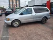 Toyota Sienna 2001 Silver - 3