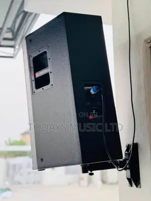 JBL SRX715 15-inch Hanging Loudspeaker
