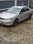 Toyota Camry 2004 Silver - 4